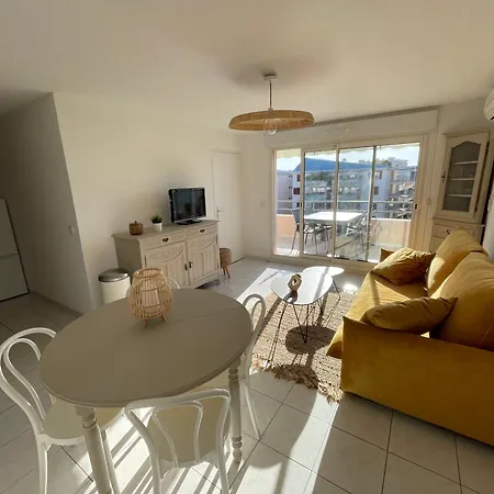 Apartment T2 Refait A Neuf - Residence Le Riviera Le Lavandou